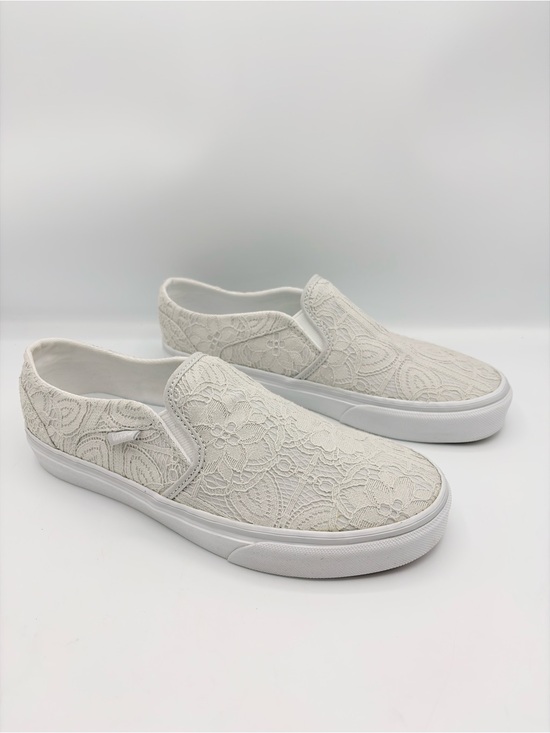 Vans Shoes - Vans Classic Slip-On Ivory Floral Lace Sneakers Women's 8.5